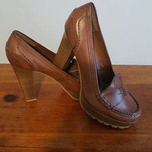 Mia Girl platform loafer heel